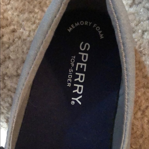 Sperrys Sneakers - Picture 3 of 3
